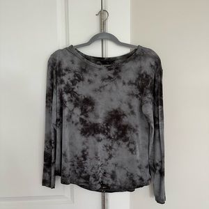 american eagle long sleeved tie dye shirt